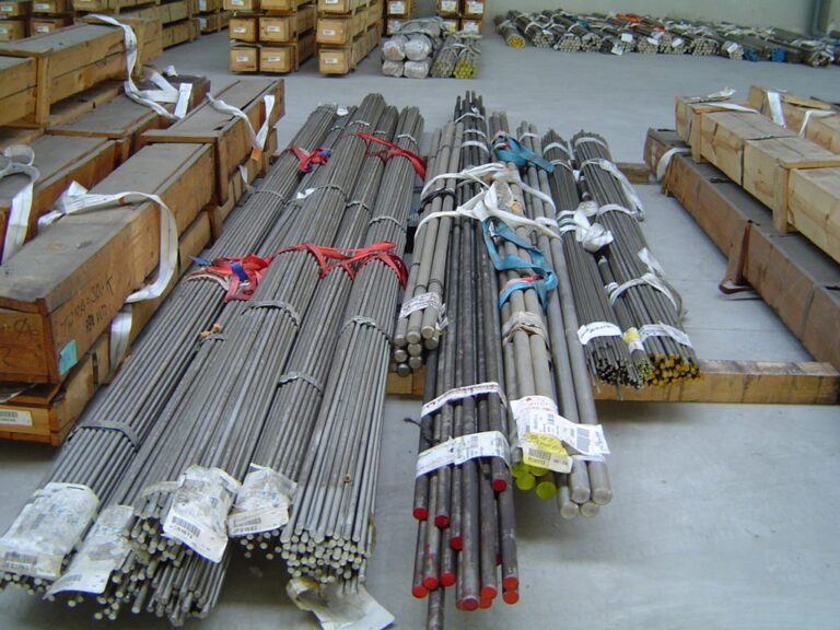 STAINLESS STEEL BARS InoxSteel
